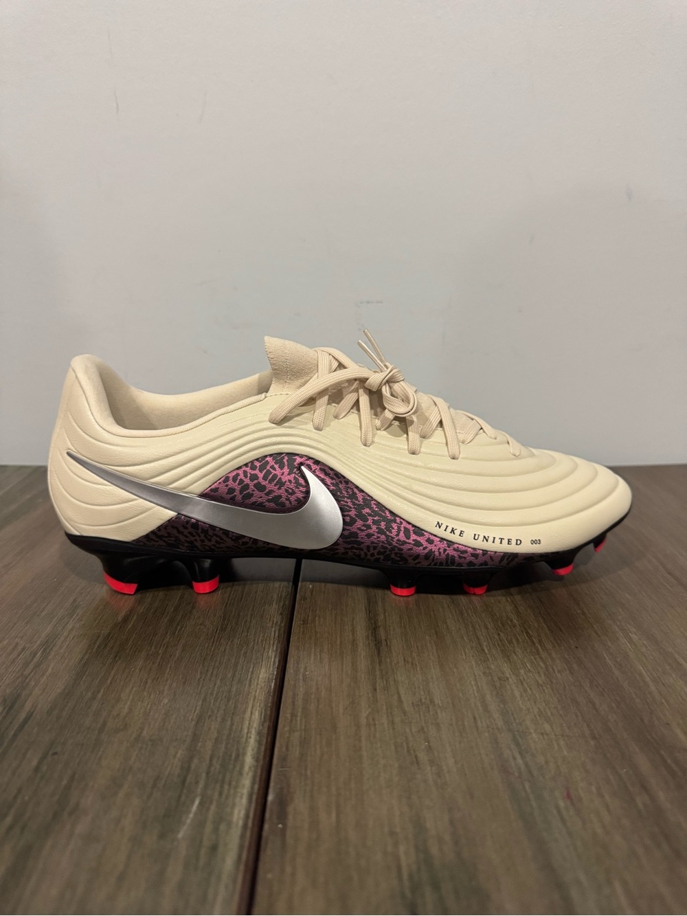 Nike United Tiempo Maestro Academy FG/MG Low Fossil Burgundy Soccer Cleats